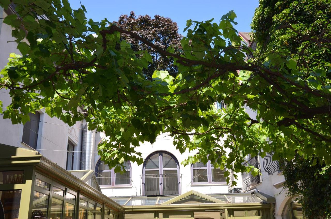 Das Stadthaus Nezsider Kültér fotó